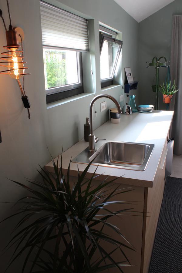 Het Aambeeld Bed & Breakfast Wanroij ภายนอก รูปภาพ